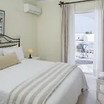 Parian Boutique 4* נאוסה