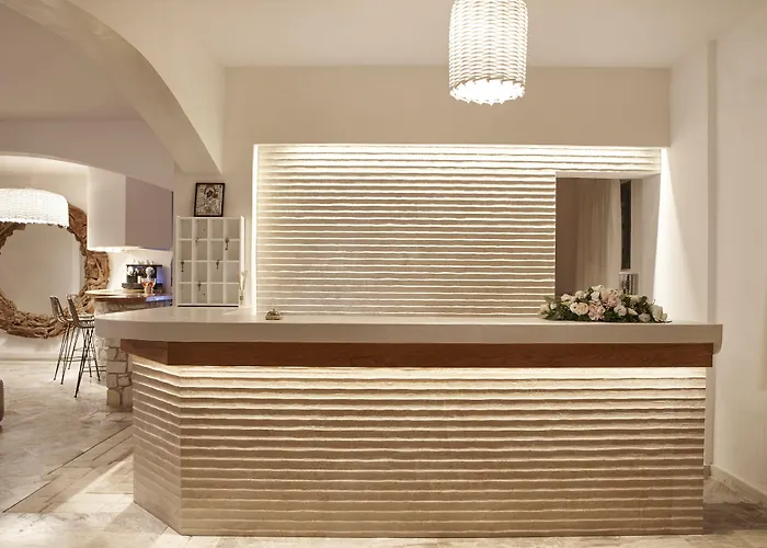 Parian Boutique Naousa