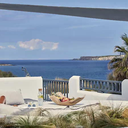 Parian Boutique Naousa (Paros)