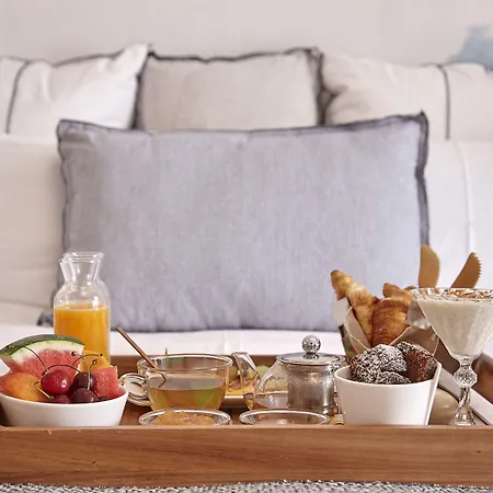 Parian Boutique Hotel 3*