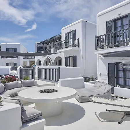 Parian Boutique Naousa (Paros)