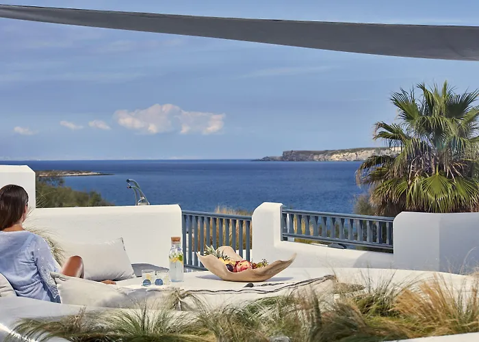 Parian Boutique Naousa