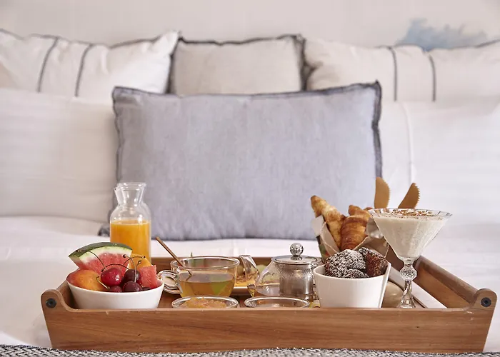 Parian Boutique Hotell 3*