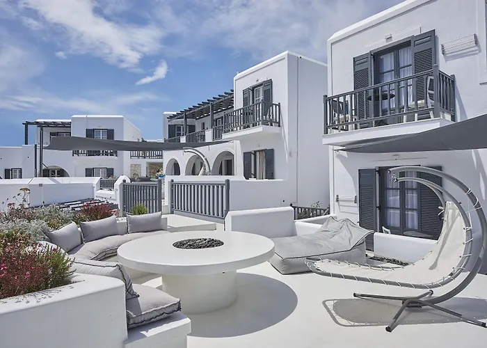 Parian Boutique Naoussa