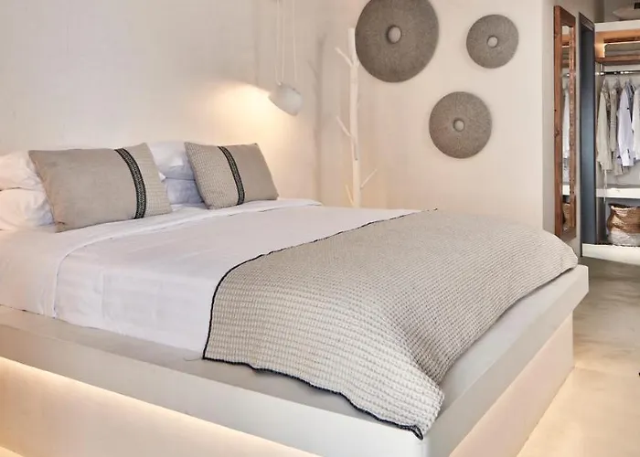 Parian Boutique Naousa